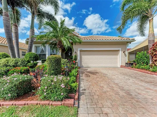 6306 42nd St E, Sarasota, FL 34243