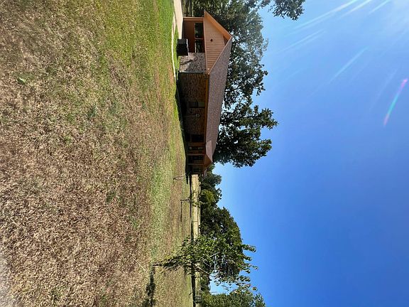 3rd image of 132 County Road 1242