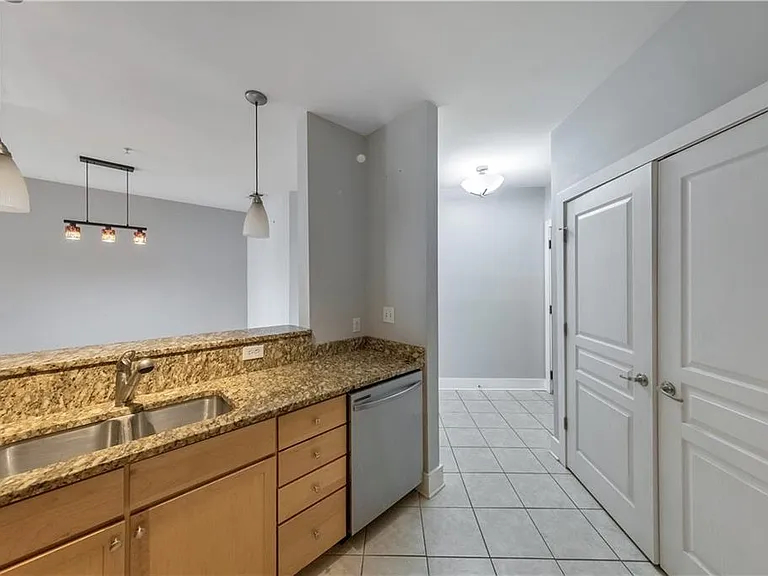 799 Hammond Dr #219 — Photo 19