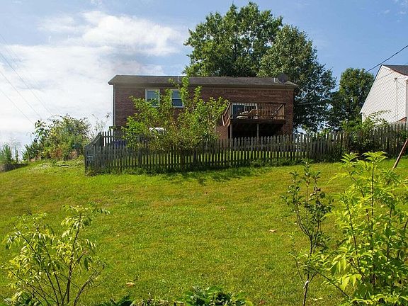 5th image of 3736 Forest Green Dr