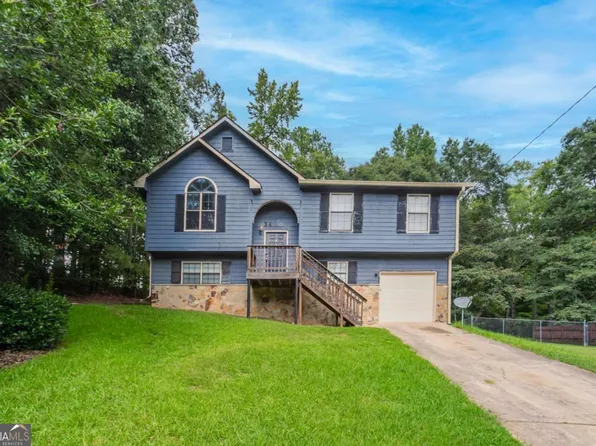 3480 Estate Lake Dr, Fairburn, GA 30213