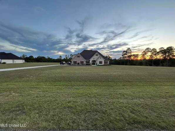 292 Bell Tower Pkwy, Carriere, MS 39426