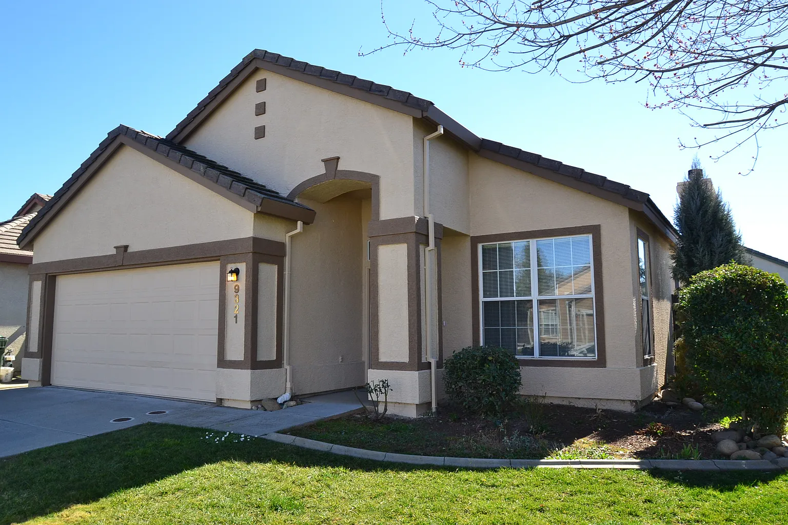 9321 Rose Parade Way photo 1