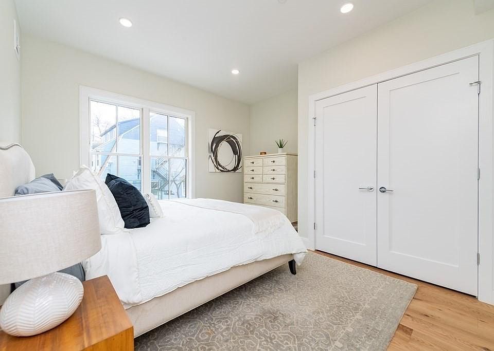 2nd image of 116 Forest Hills St #202