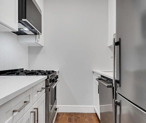 4th image of 60 9th St #603