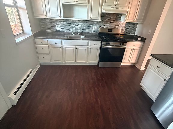 4th image of 12 Congress St #402