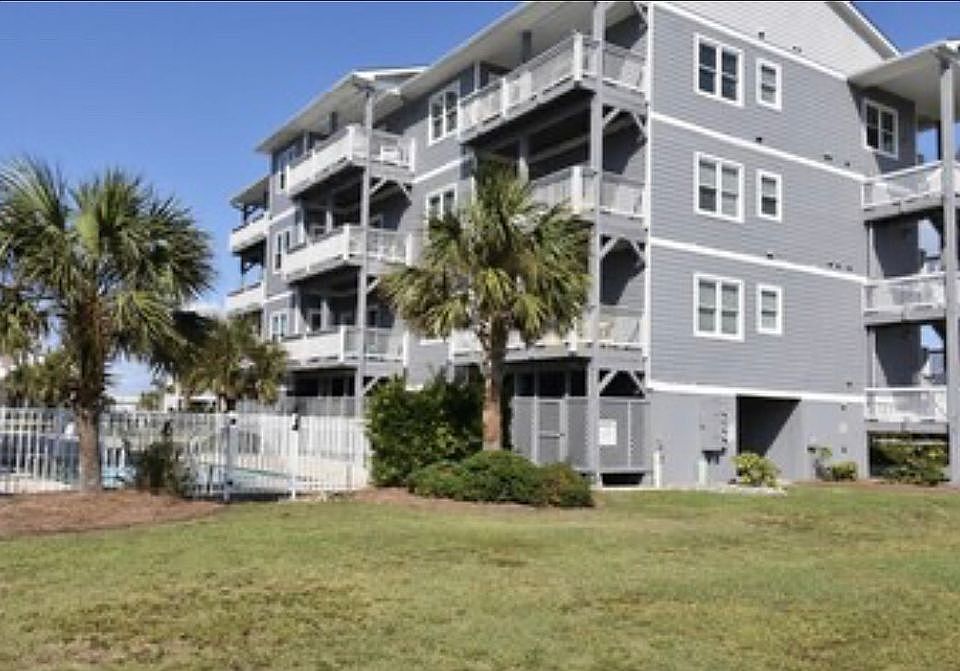 1st image of 108 Pelican Dr #F