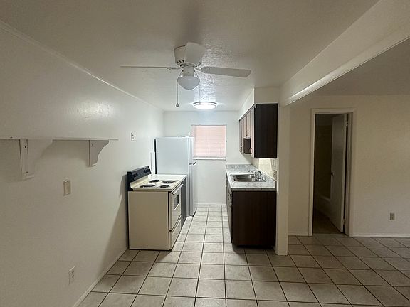 3rd image of 3 E Lake Howard Dr #B