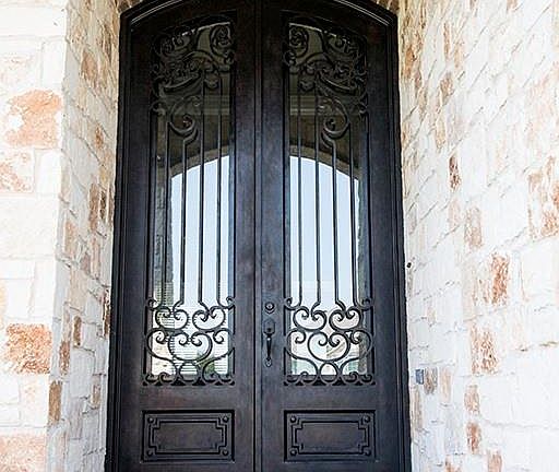 2nd image of 1200 Valhalla Park Dr