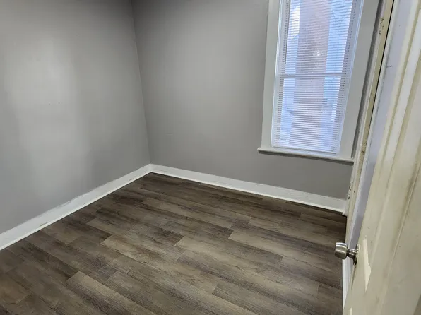 810 Francis Ave Floor 1, Schenectady, NY 12303