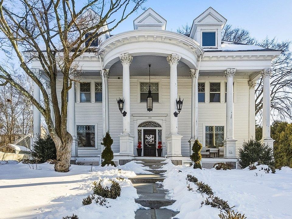 1st image of 2159 Elm Street