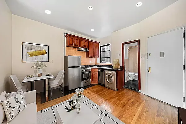 Rented by Vector New York, LLC | media 11