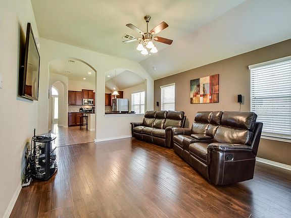 4th image of 120 Wallin Farms Dr