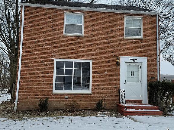 5th image of 1986 Idlehurst Dr #1