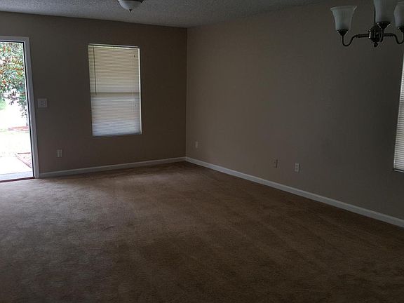 3rd image of 7836 Jasper Ave