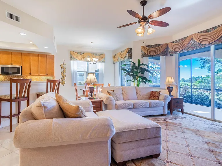 9232 Aviano Dr #101 — Photo 6