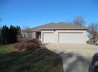 704 S Church St, Albany, IL 61230