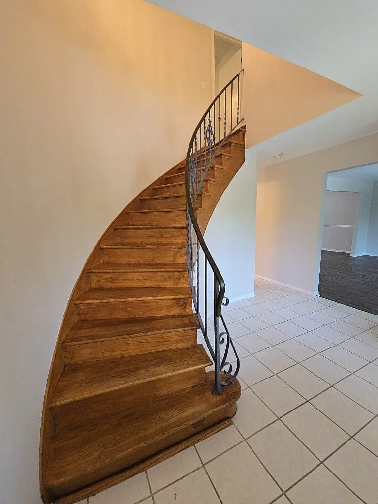 6386 Taylor Road — Photo 3