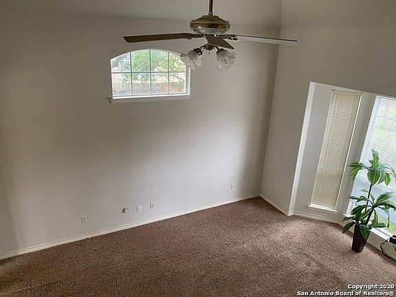 4th image of 8722 Phoenix Ave