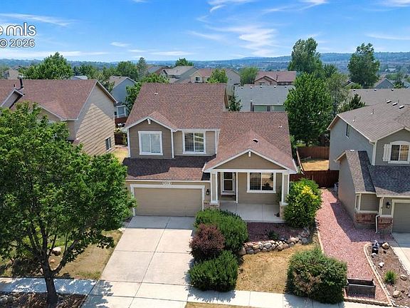2nd image of 4431 Golf Club Dr