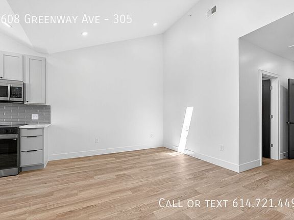 3rd image of 1608 Greenway Ave #305