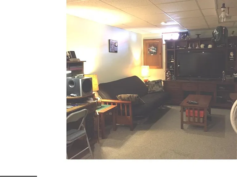 19 College Ave — Photo 11