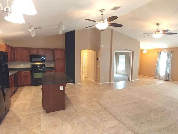 5th image of 3611 E Austin Ln