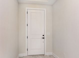 5010 Lively Ct, Charlotte, NC 28215