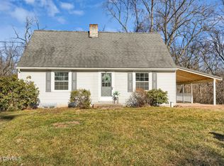 1880 Golf Course Rd, Milton, PA 17847