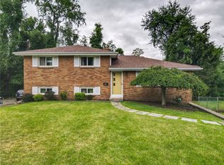 934 Garden City Dr, Monroeville, PA