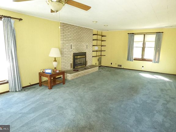4th image of 725 Garfield Ave