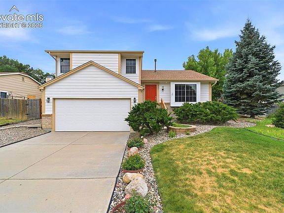 2nd image of 637 Trailcrest Ct