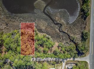 4 Chattahoochee St, Panacea, FL 32346