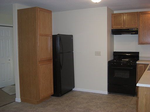 2nd image of 503 N Chicago Ave Unit B