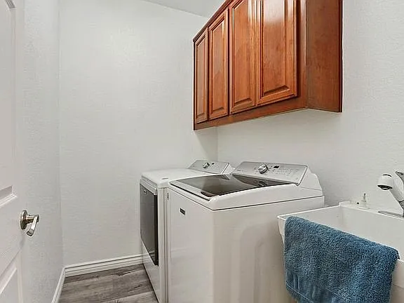 1601 Barkley Ln — Photo 23