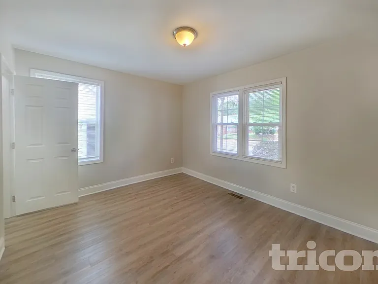 715 West Blvd — Photo 12