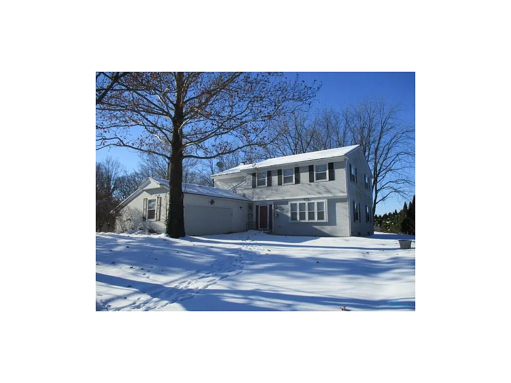 743 Kumler Dr photo 1