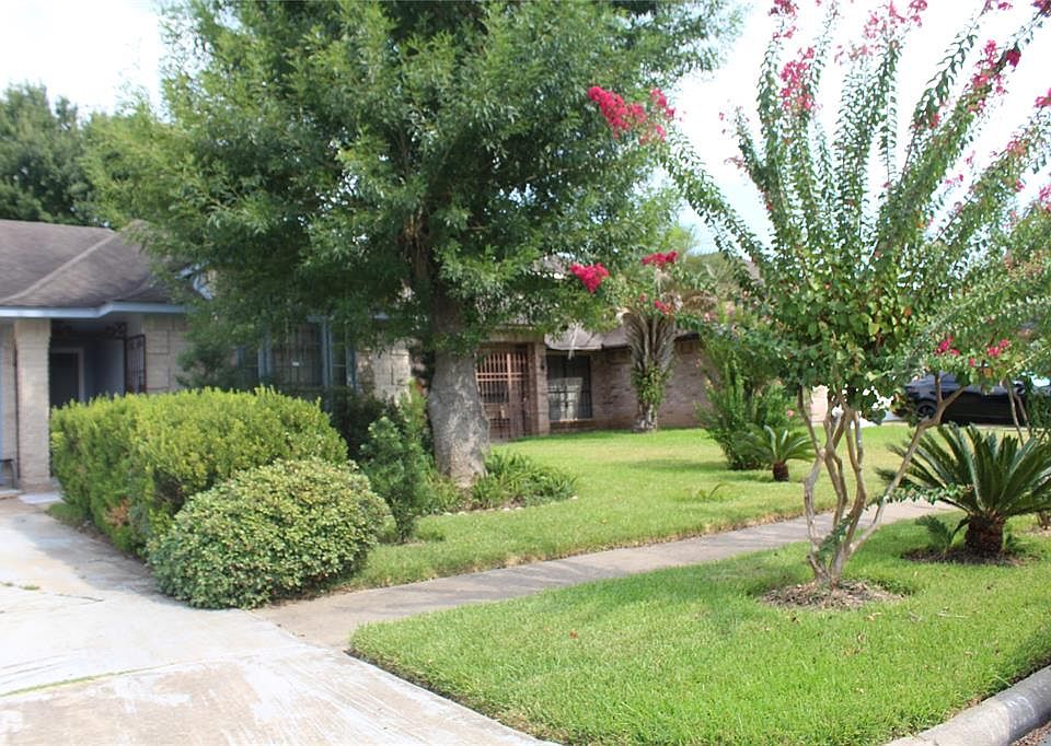 1st image of 16323 Napa Vine Dr