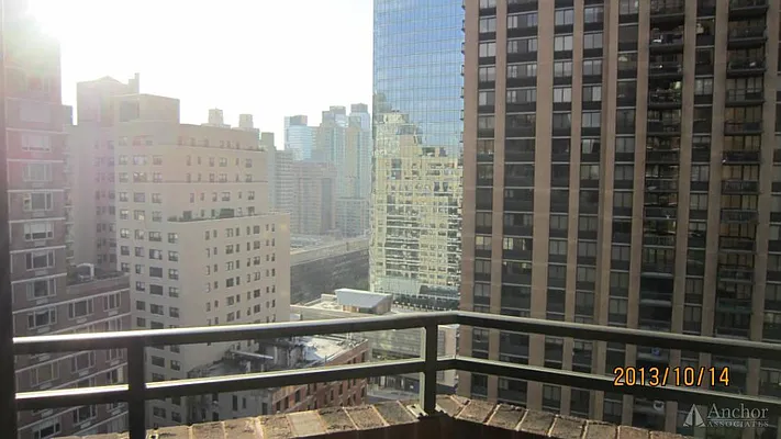 Rented by Anchor Associates | media 30