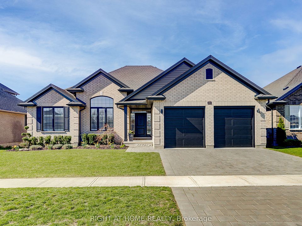 1st image of 2043 Lockwood Cres