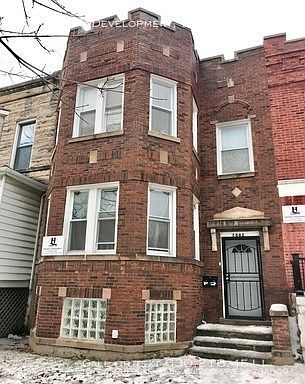 1st image of 7002 S Vernon Ave #1