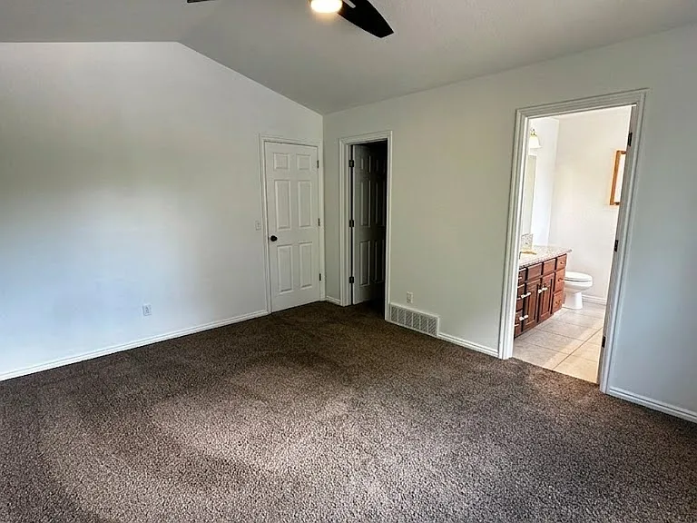 307 N Marion St W — Photo 11