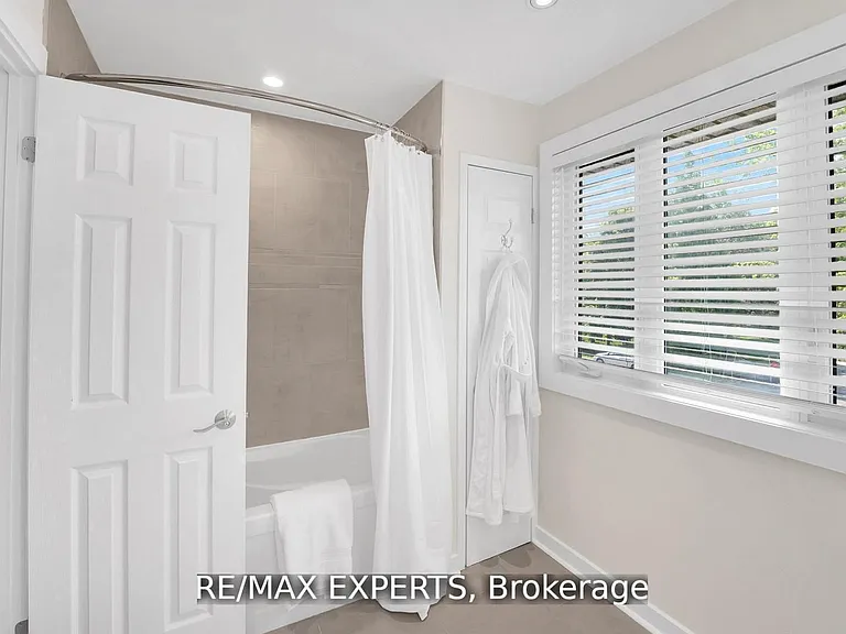 10 Kehoe Ct — Photo 35
