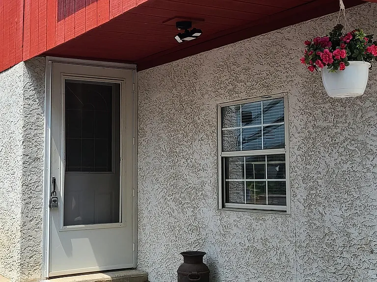 First Floor Private Entrance