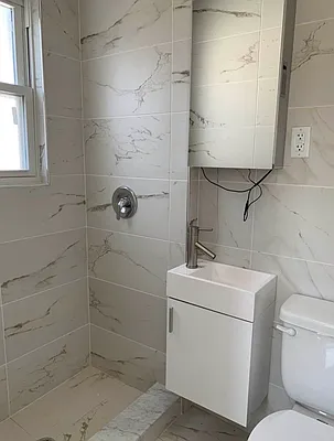 Rented by Compass | media 10