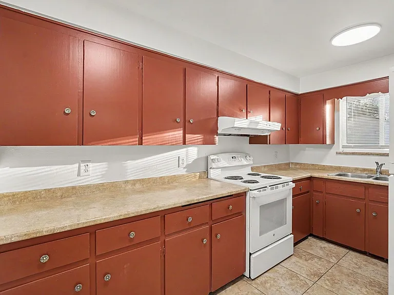 535 S Quitman Street, Denver, CO 80219 — Photo 6