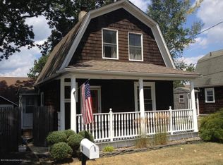 13 Erickson Ave, Helmetta, NJ 08828