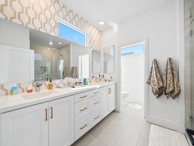 16256 Dawn Way — Photo 22