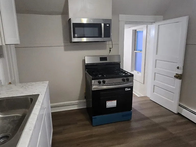 339 East St #2 — Photo 5