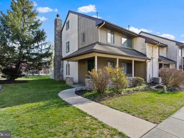96 Hampshire Dr, Plainsboro, NJ 08536